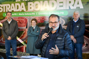 George Santoro, ministro dos Transportes.